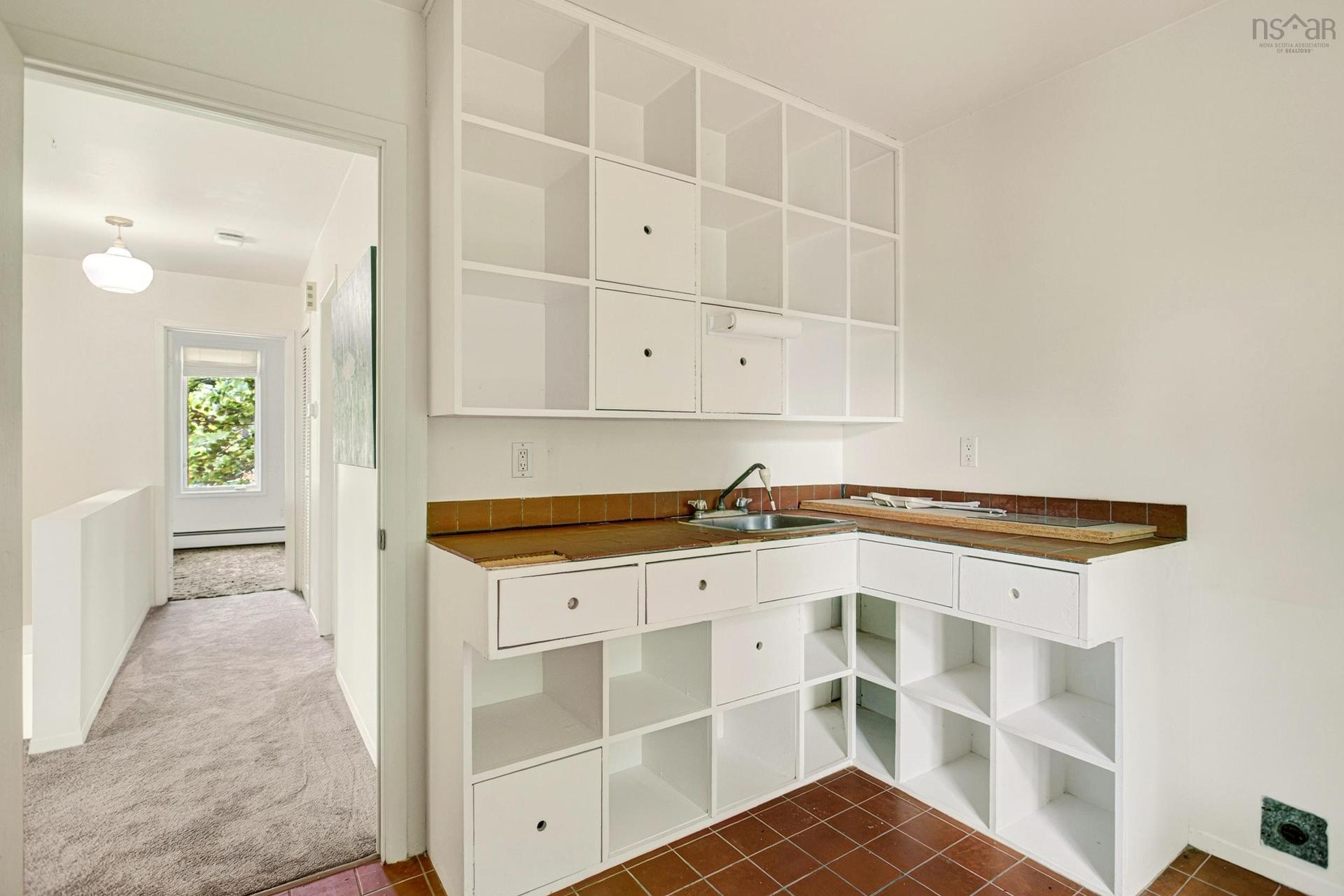 46 Old Ferry Road, Dartmouth, NS - Indoor Photo Showing Other Room