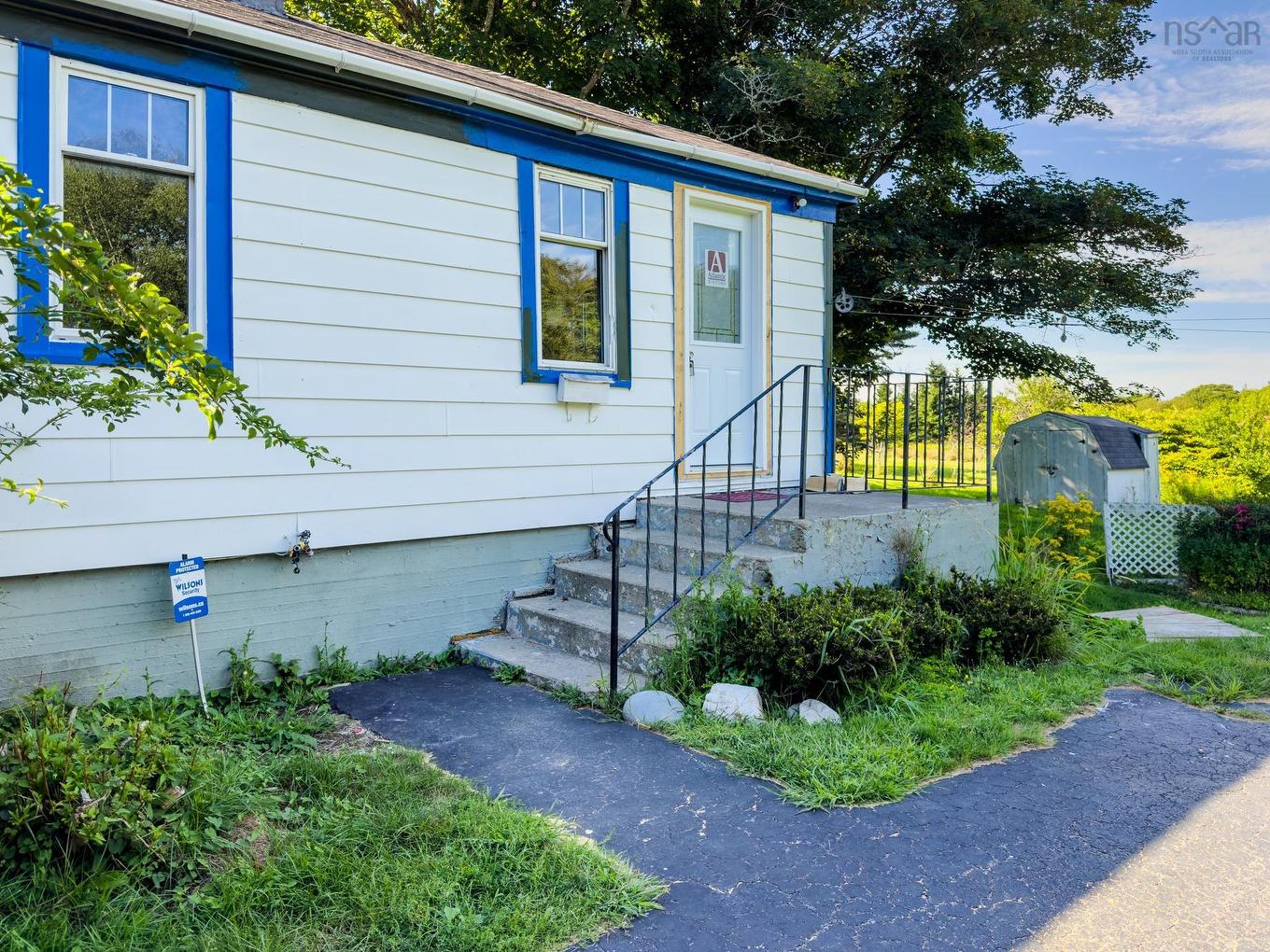 102 Parade Street, Yarmouth, NS - Outdoor