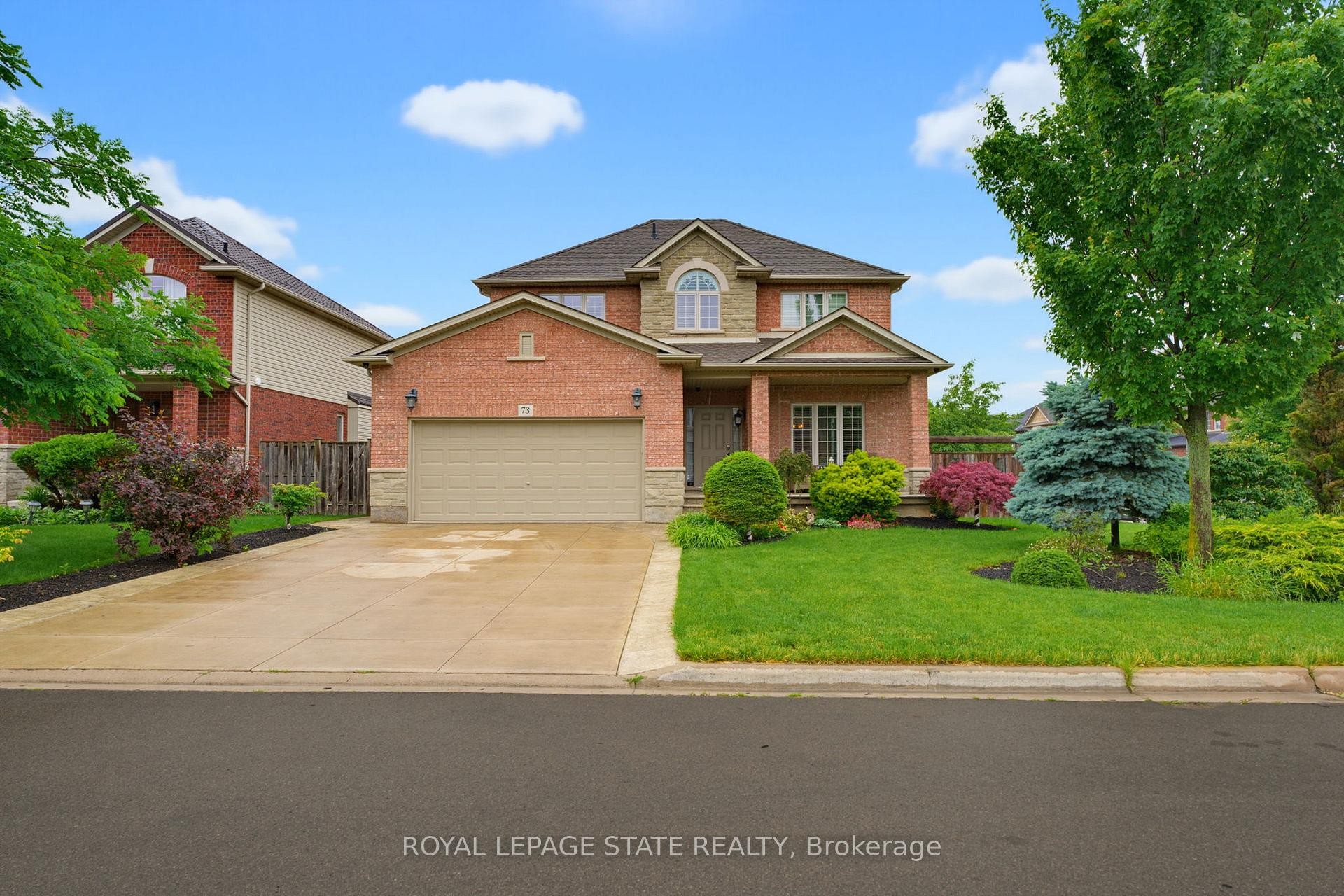 73 Degrow Crescent, Hamilton, ON - Outdoor With Facade