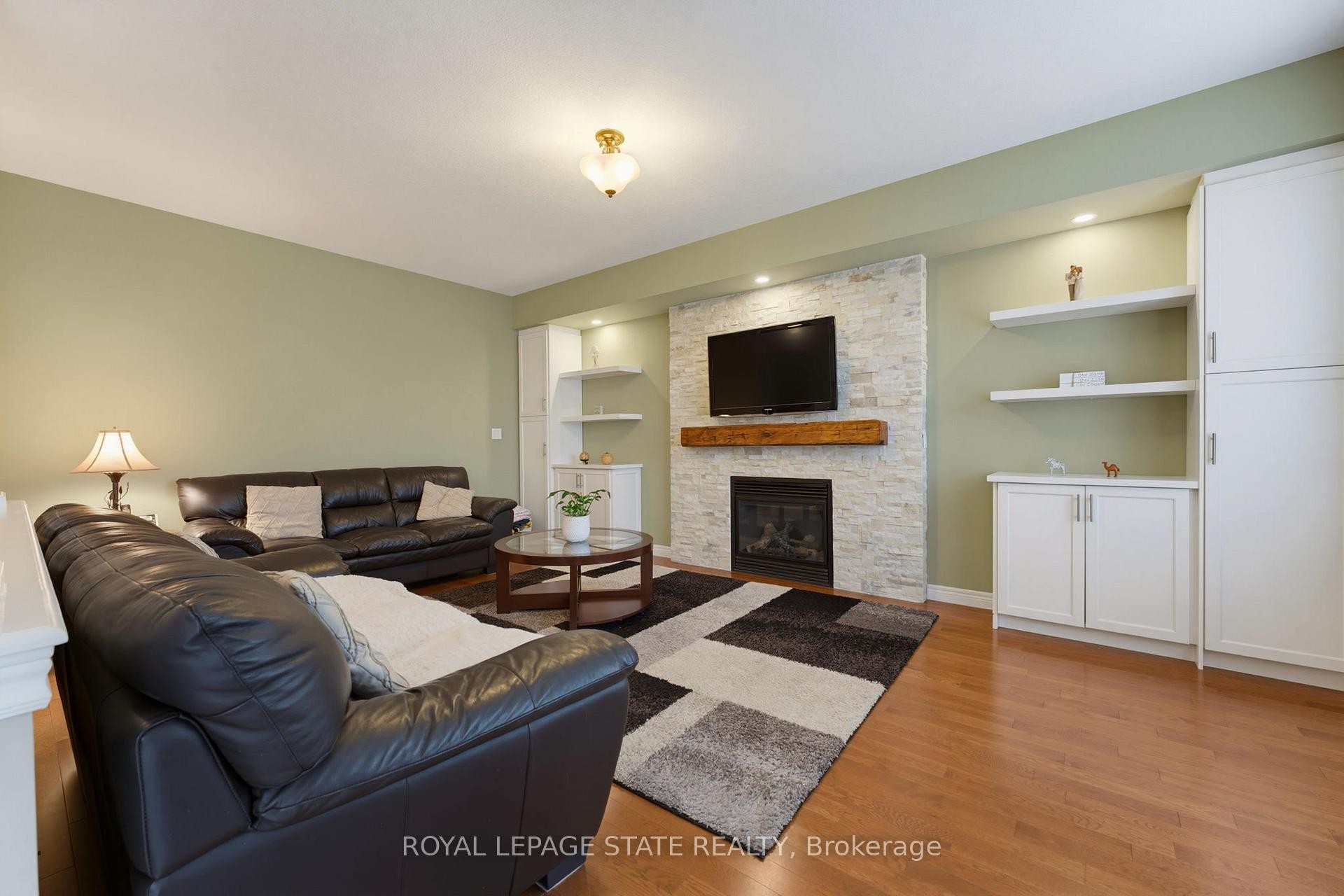 73 Degrow Crescent, Hamilton, ON - Indoor Photo Showing Living Room With Fireplace