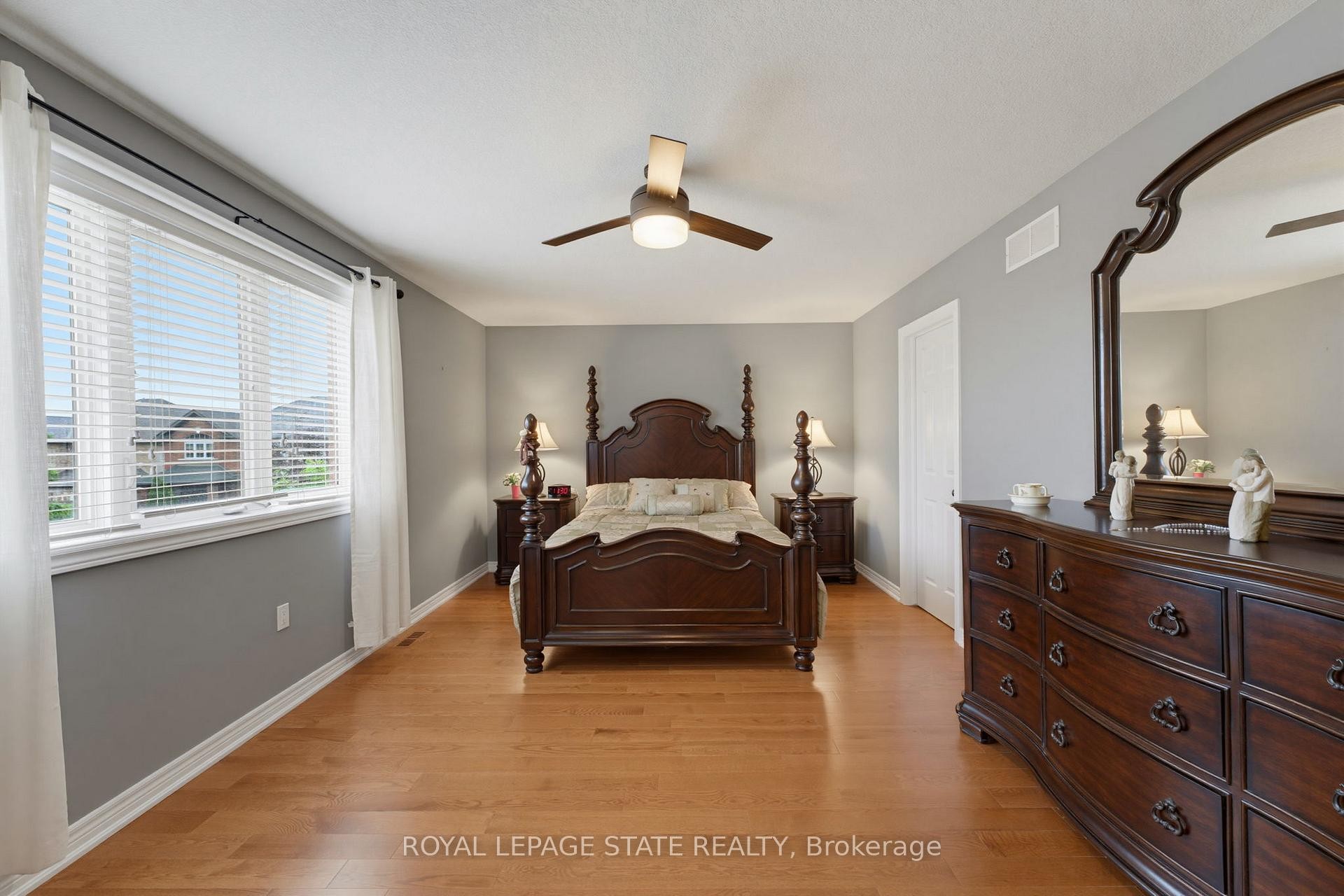 73 Degrow Crescent, Hamilton, ON - Indoor Photo Showing Bedroom