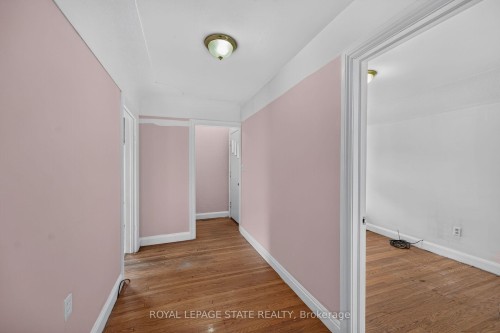 47 Broadway Avenue, Hamilton, ON - Indoor Photo Showing Other Room