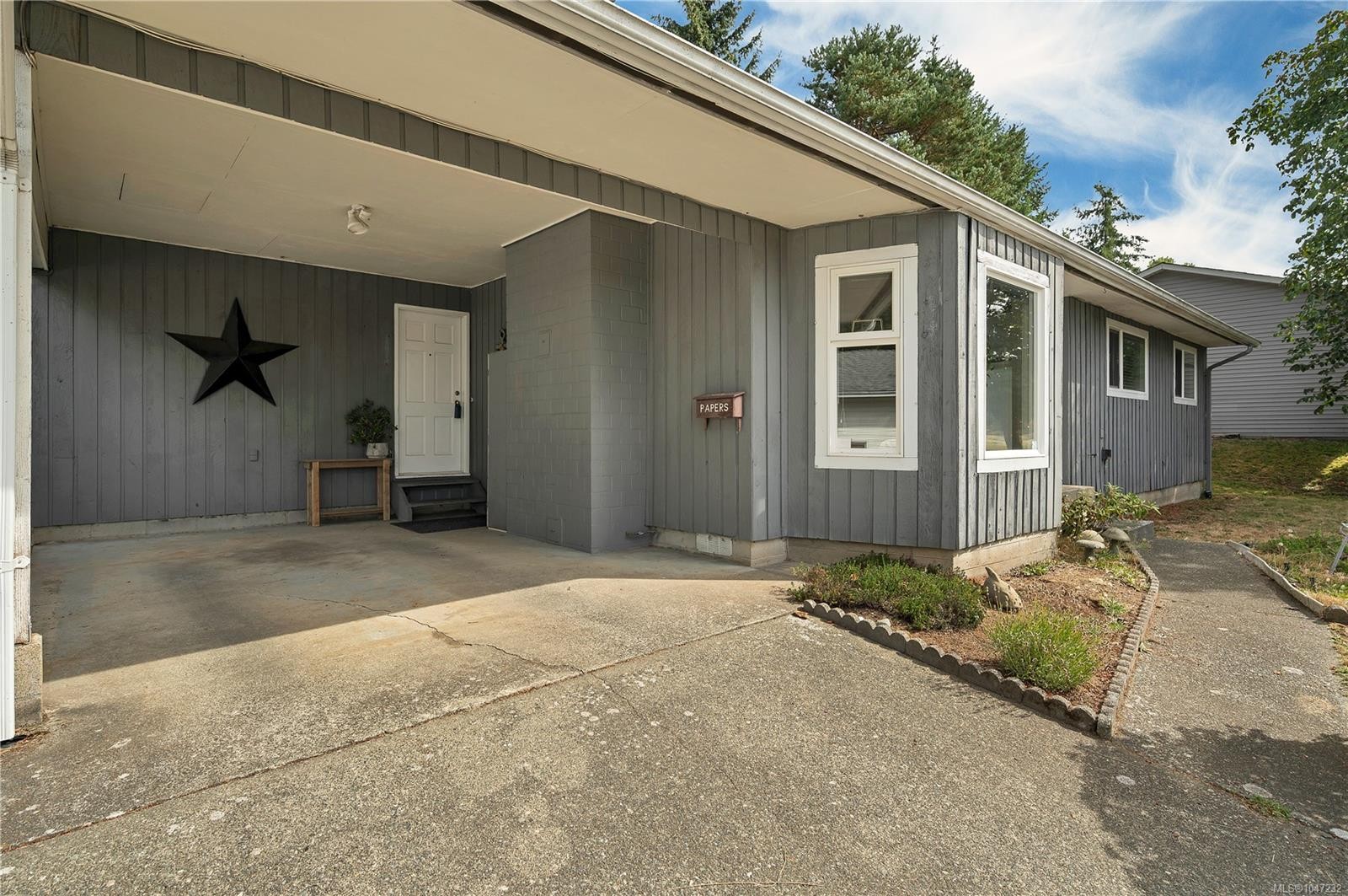 696 Shellbourne Blvd, Campbell River, BC