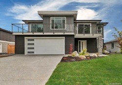 237 Walworth Rd SOUTHCampbell River, BC V9W 0J3
