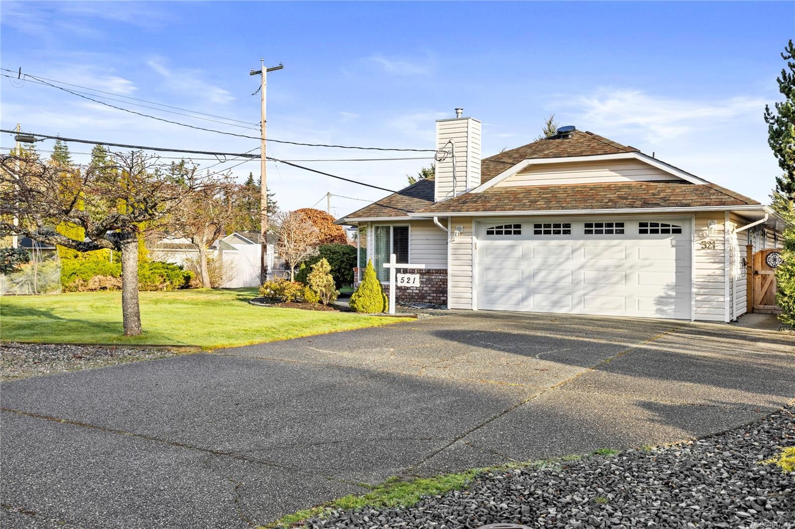 521 Birch Ave, Qualicum Beach, BC