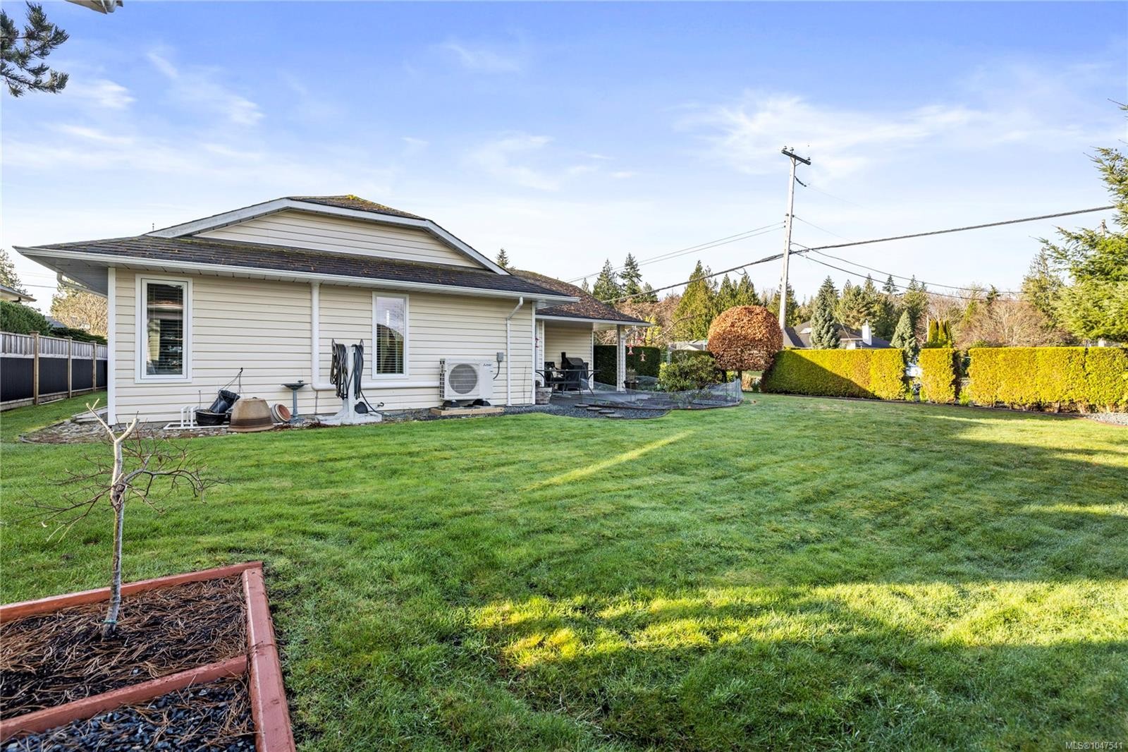 521 Birch Ave, Qualicum Beach, BC