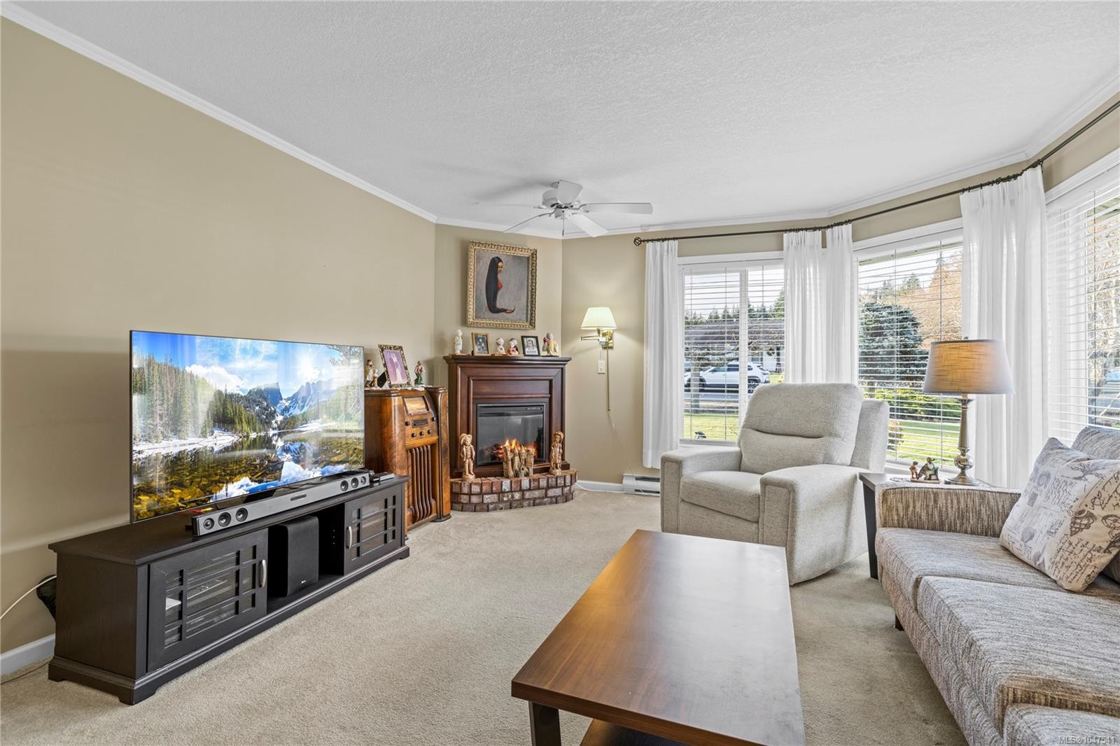521 Birch Ave, Qualicum Beach, BC