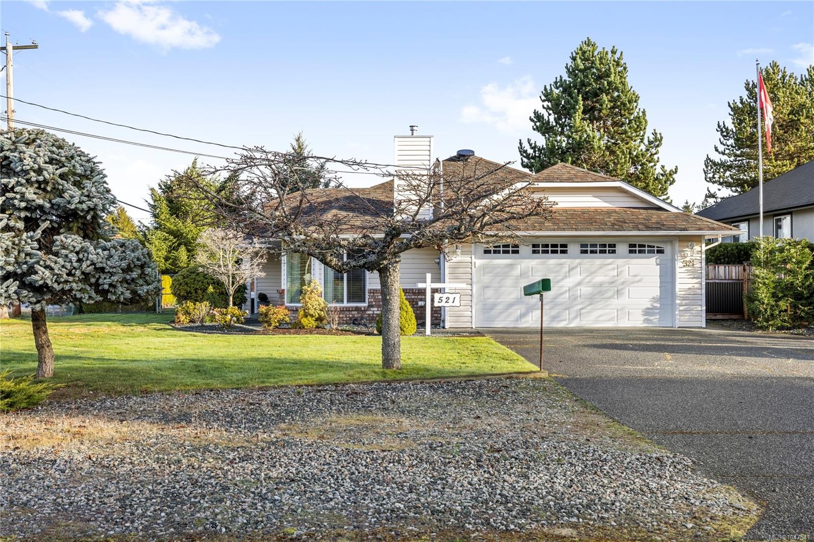 521 Birch Ave, Qualicum Beach, BC