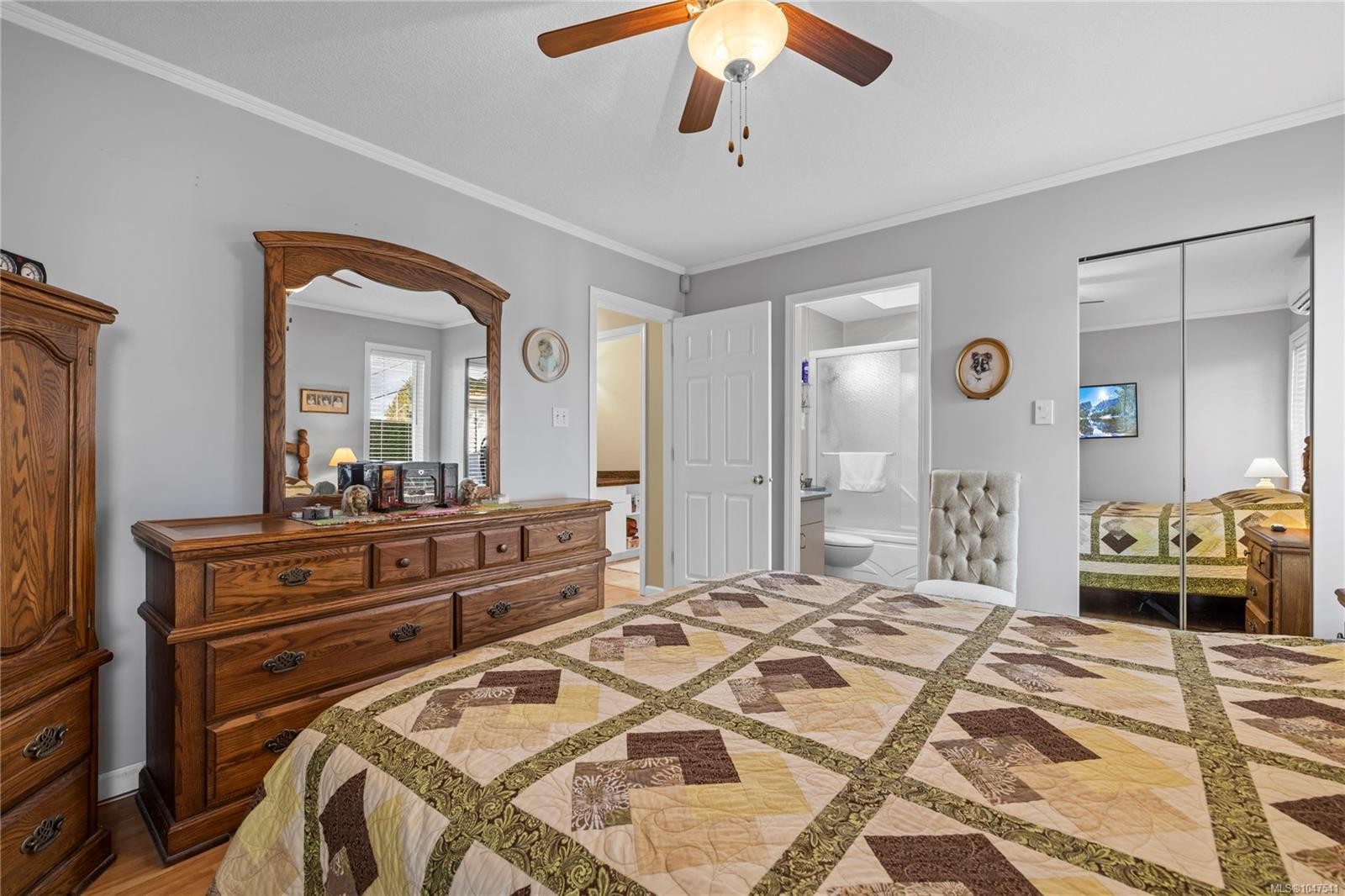 521 Birch Ave, Qualicum Beach, BC