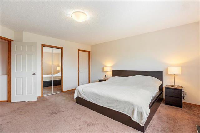 226 Mosselle Dr, Winnipeg, MB - Indoor Photo Showing Bedroom