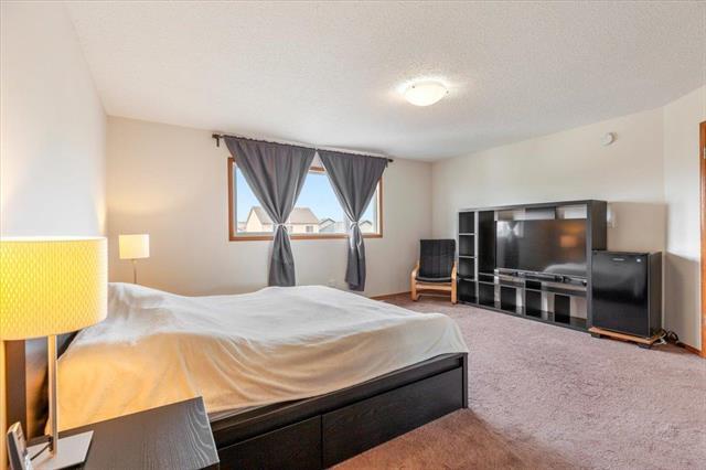 226 Mosselle Dr, Winnipeg, MB - Indoor Photo Showing Bedroom