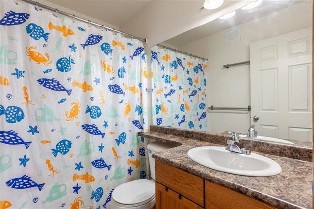 226 Mosselle Dr, Winnipeg, MB - Indoor Photo Showing Bathroom