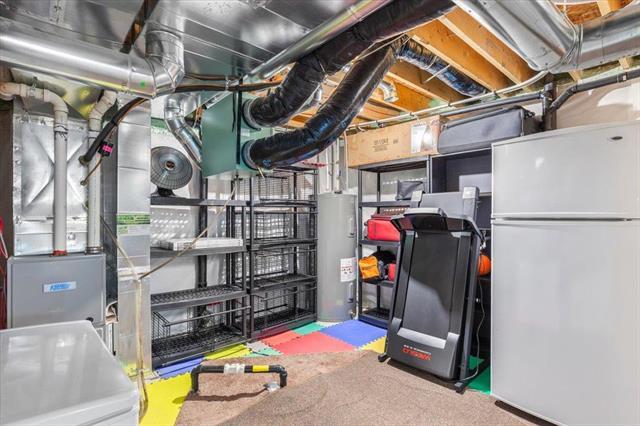 226 Mosselle Dr, Winnipeg, MB - Indoor Photo Showing Basement
