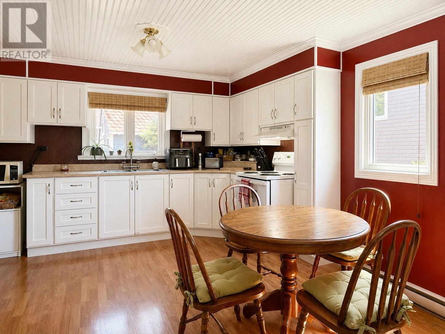 134 Main Road, Whiteway, NL - Indoor