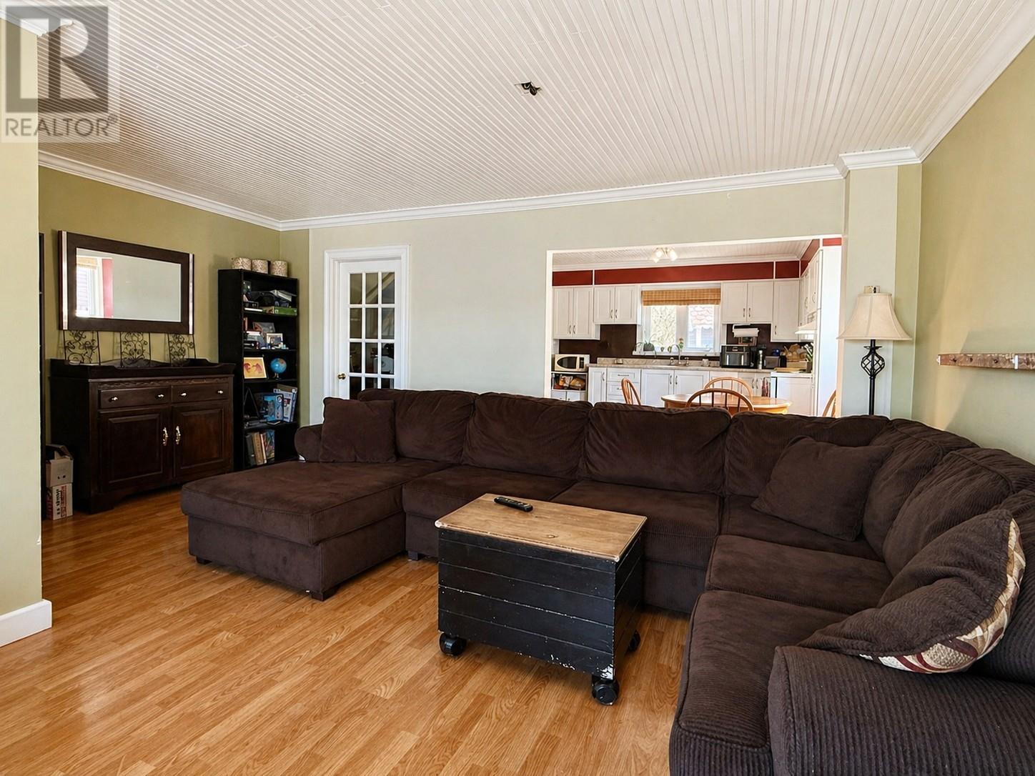 134 Main Road, Whiteway, NL - Indoor Photo Showing Living Room