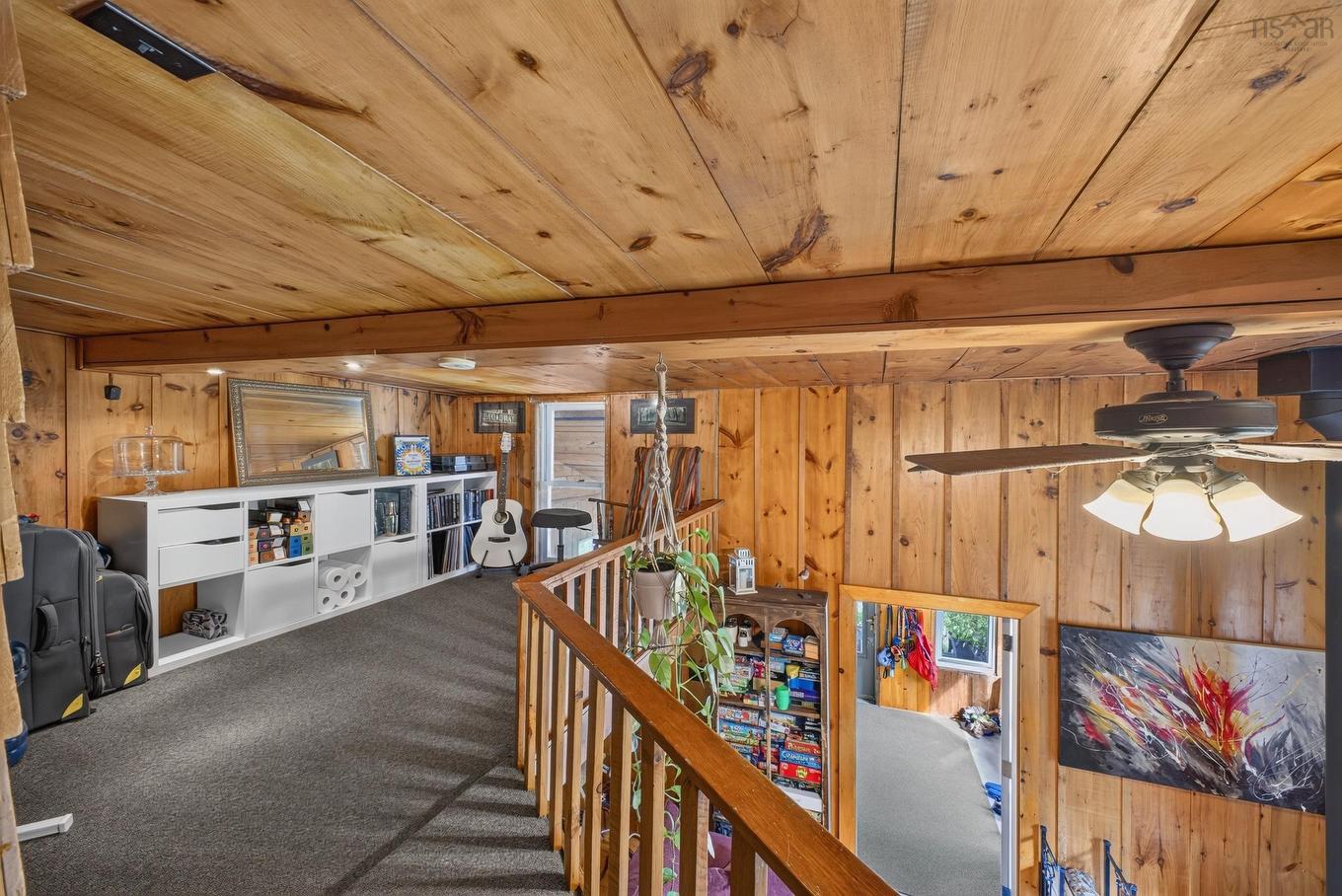 222 Victoria Street E, Amherst, NS - Indoor