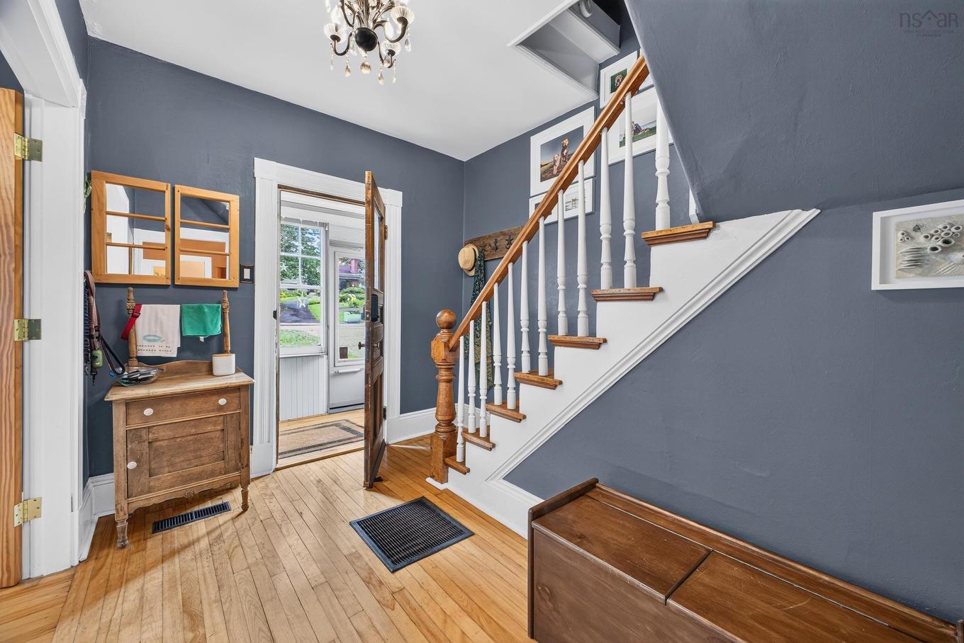 222 Victoria Street E, Amherst, NS - Indoor Photo Showing Other Room