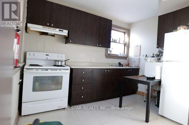 2139 Kingsway Drive, Kitchener, ON