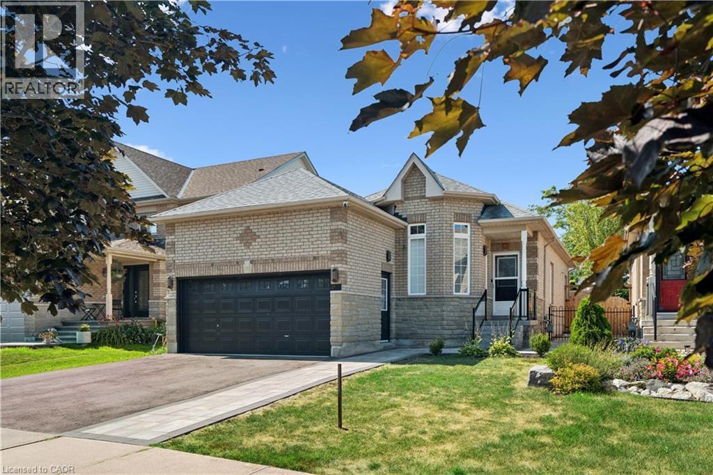 27 Spruce Boulevard, Acton, ON - Outdoor With Facade