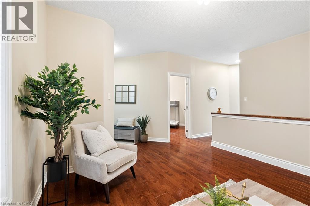 27 Spruce Boulevard, Acton, ON - Indoor
