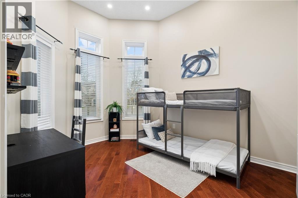 27 Spruce Boulevard, Acton, ON - Indoor Photo Showing Bedroom