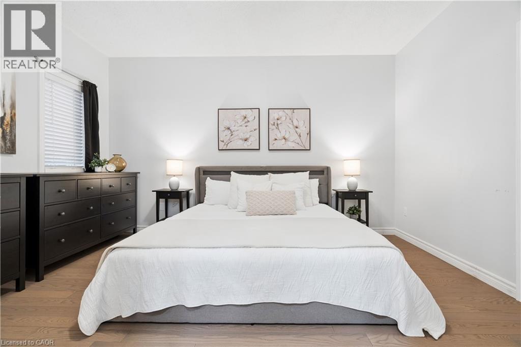 27 Spruce Boulevard, Acton, ON - Indoor Photo Showing Bedroom