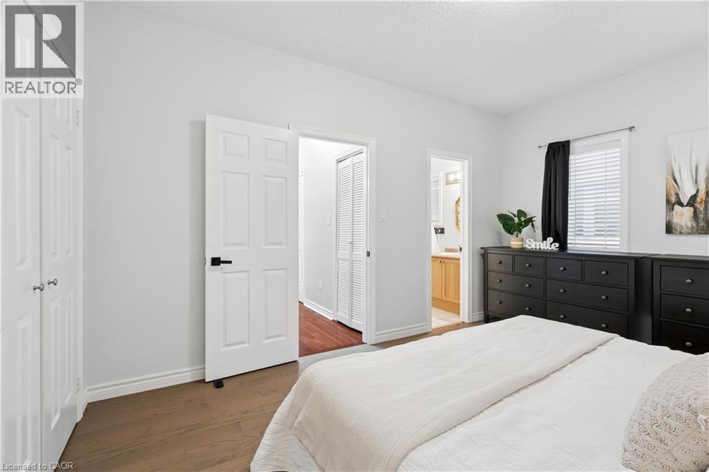 27 Spruce Boulevard, Acton, ON - Indoor Photo Showing Bedroom