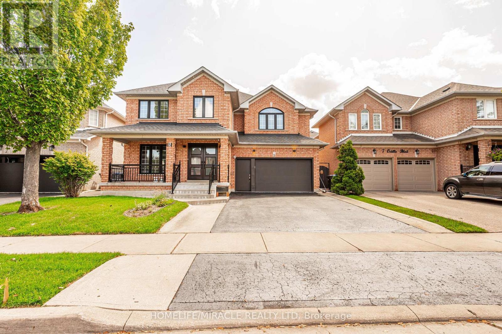 5 Octillo Boulevard, Brampton, ON - Outdoor With Deck Patio Veranda With Facade
