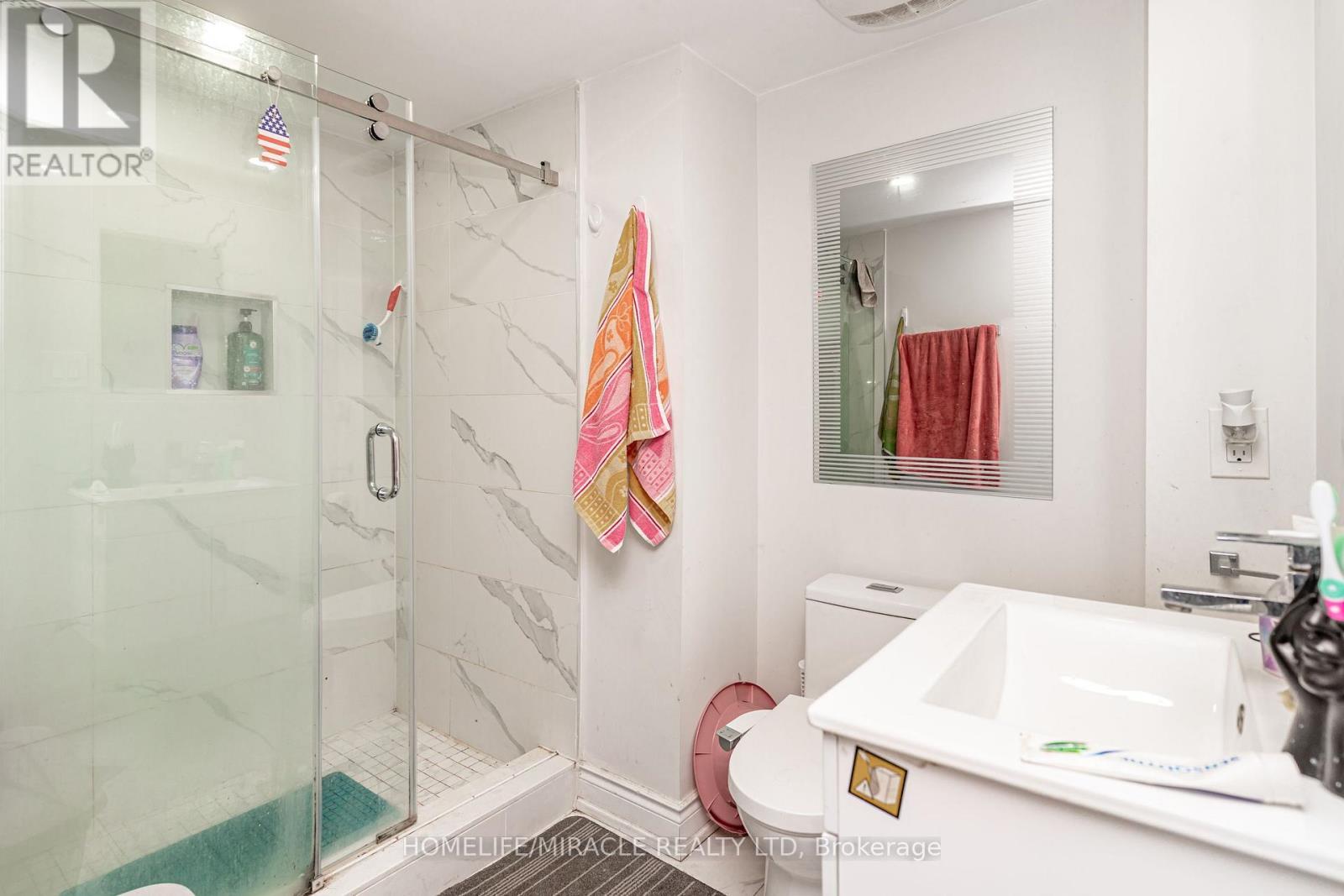 5 Octillo Boulevard, Brampton, ON - Indoor Photo Showing Bathroom