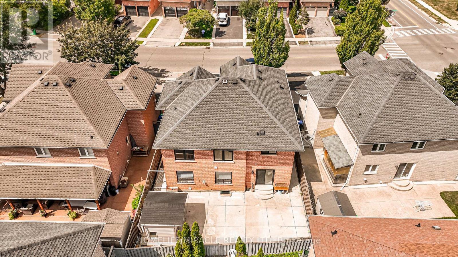 5 Octillo Boulevard, Brampton, ON - Outdoor