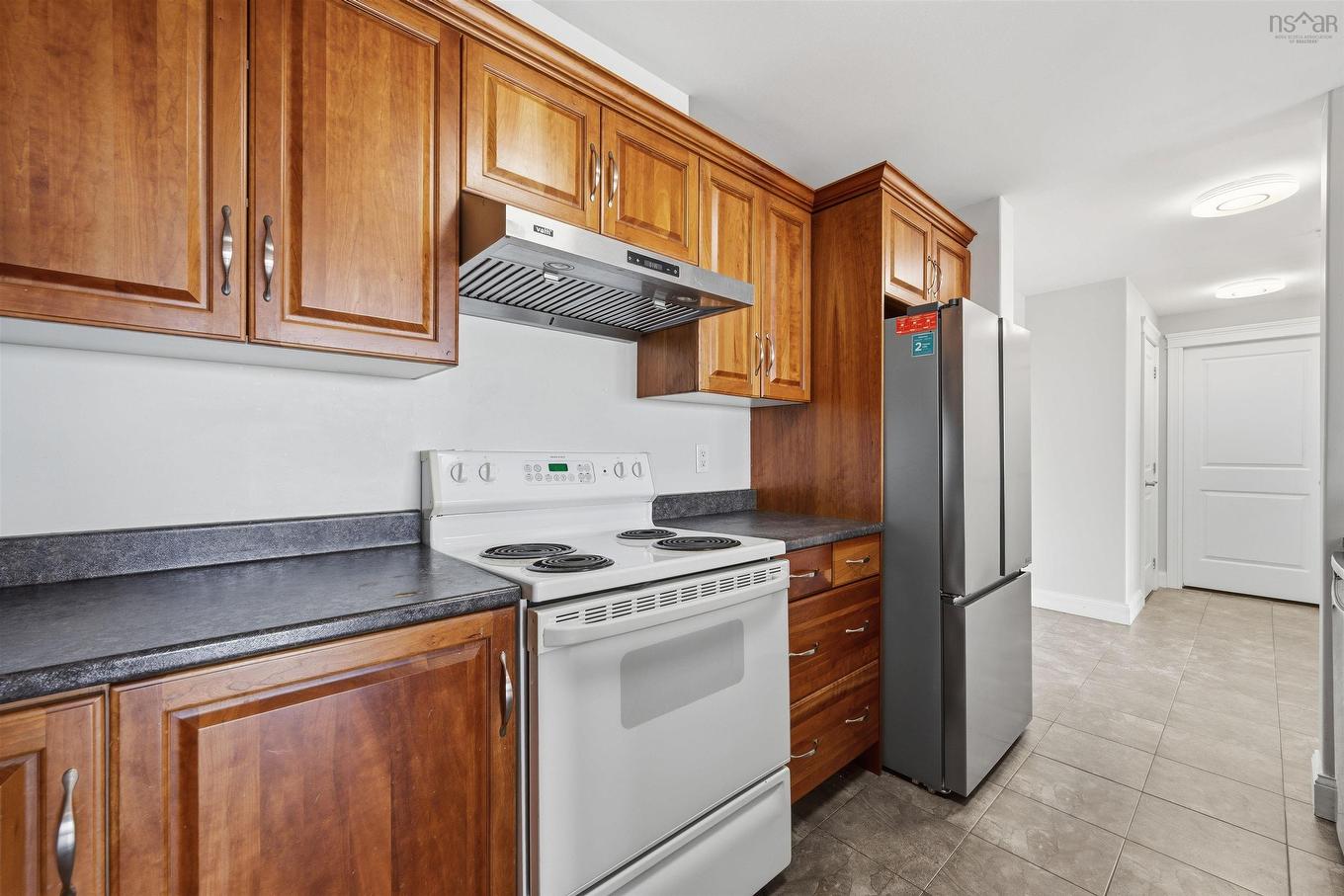 612 60 Walter Havill Drive, Halifax, NS - Indoor Photo Showing Kitchen