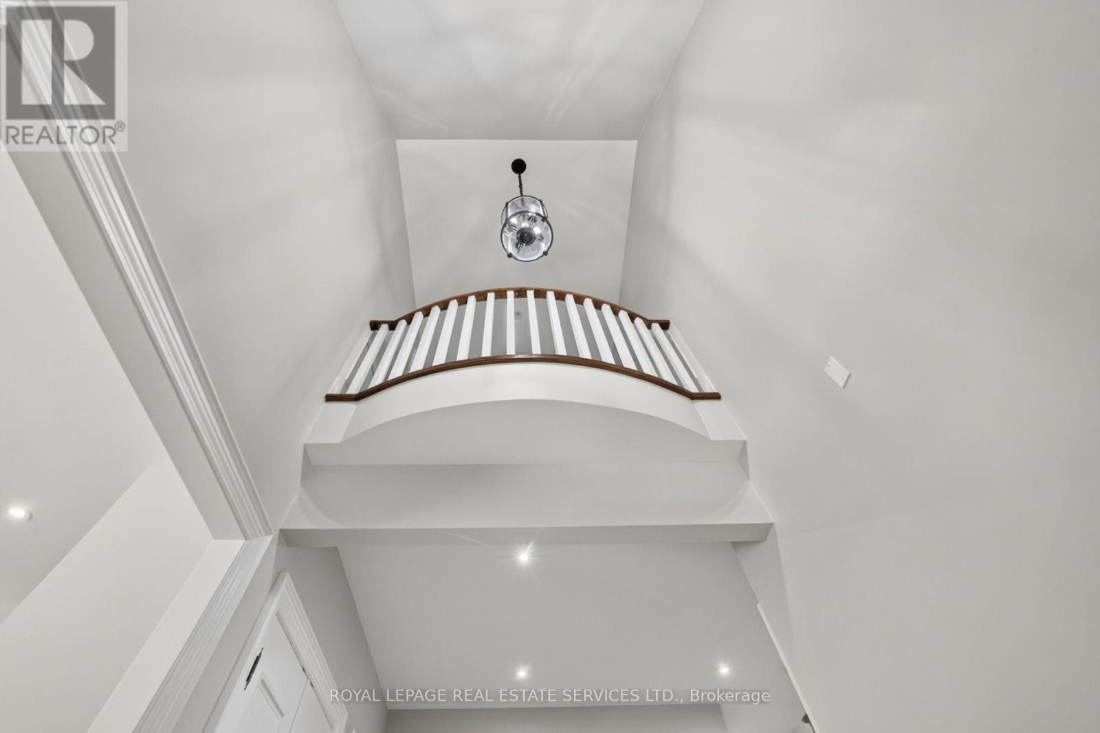503 Meadow Wood Road, Mississauga, ON - Indoor Photo Showing Other Room