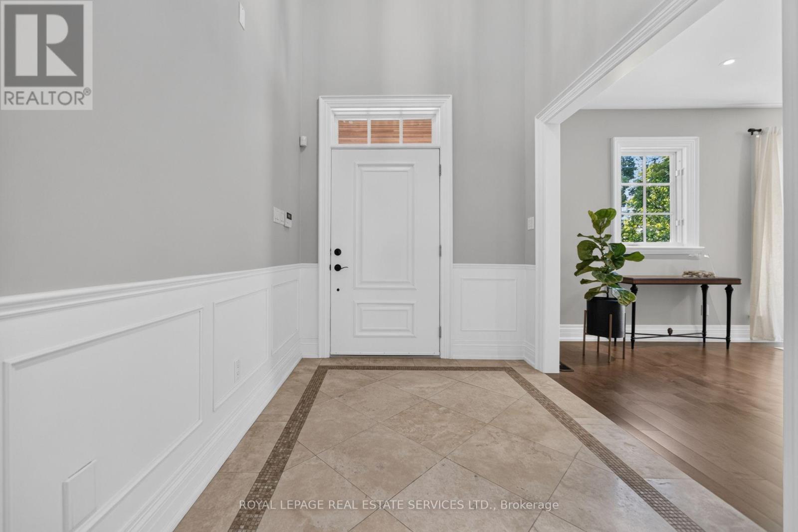 503 Meadow Wood Road, Mississauga, ON - Indoor Photo Showing Other Room