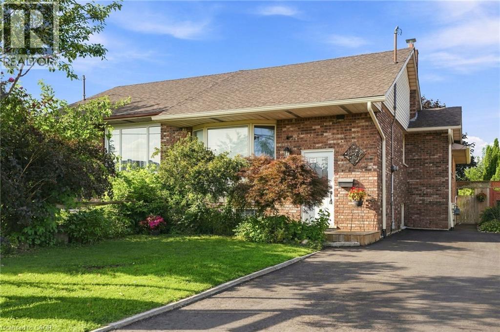 50 Adis Avenue, Hamilton, ON - Outdoor
