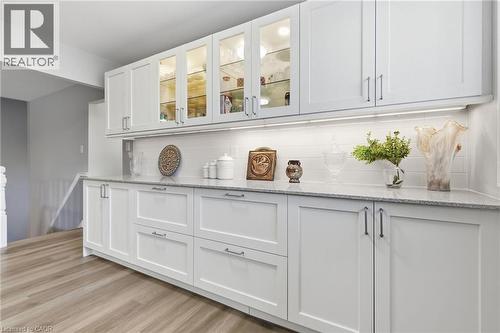 50 Adis Avenue, Hamilton, ON - Indoor Photo Showing Kitchen