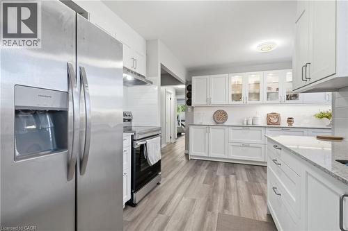 50 Adis Avenue, Hamilton, ON - Indoor Photo Showing Kitchen With Upgraded Kitchen