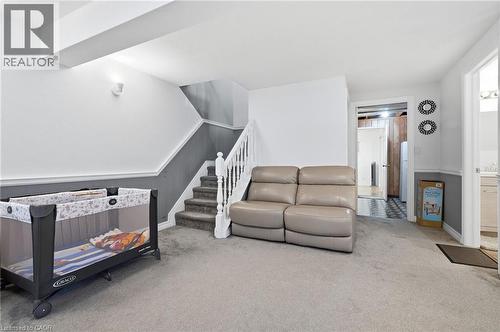 50 Adis Avenue, Hamilton, ON - Indoor Photo Showing Other Room