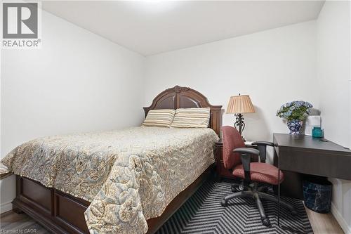 50 Adis Avenue, Hamilton, ON - Indoor Photo Showing Bedroom
