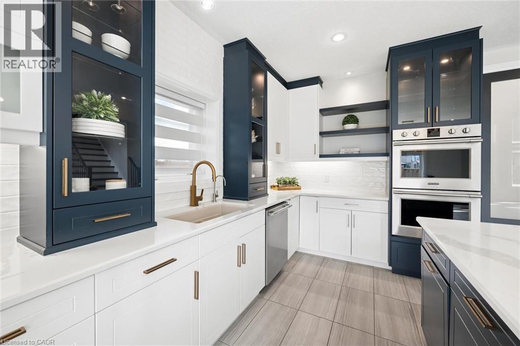 163 Redtail Street, Kitchener, ON - Indoor Photo Showing Kitchen With Upgraded Kitchen