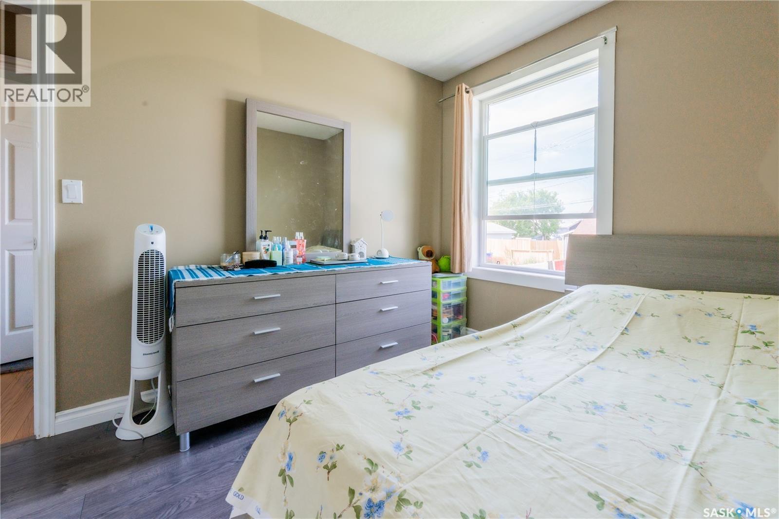 516 Hamilton Street, Regina, SK - Indoor Photo Showing Bedroom