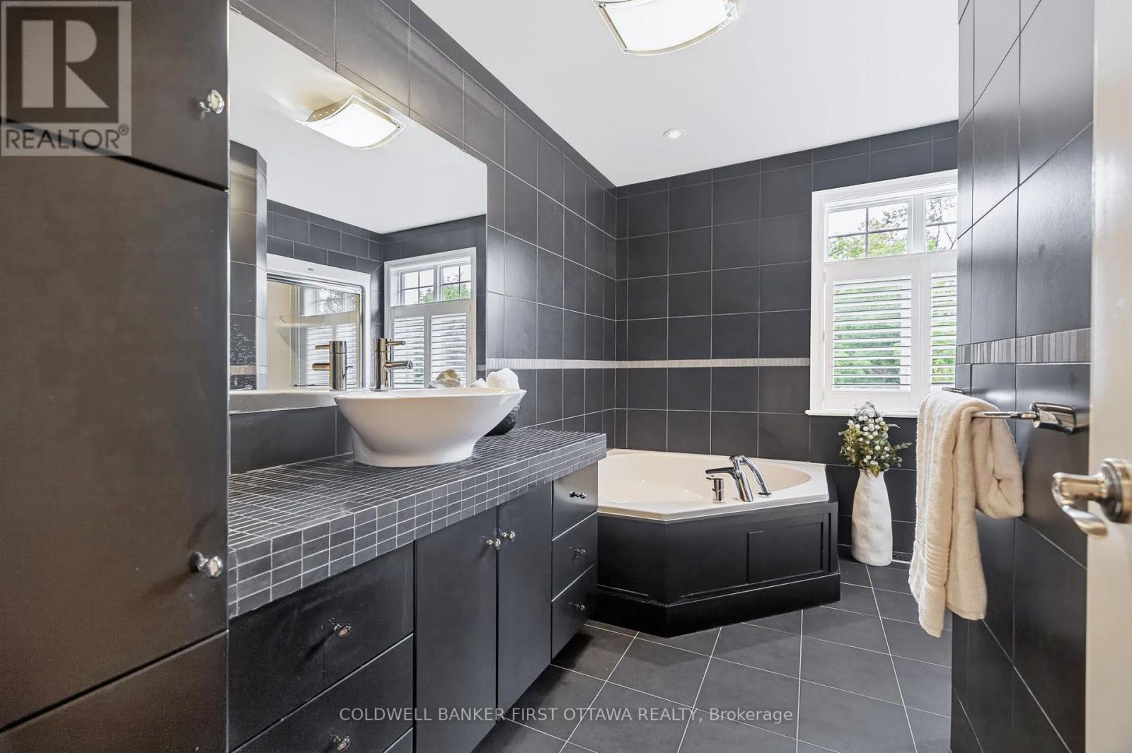 48 Bert G Argue Drive, Ottawa, ON - Indoor Photo Showing Bathroom