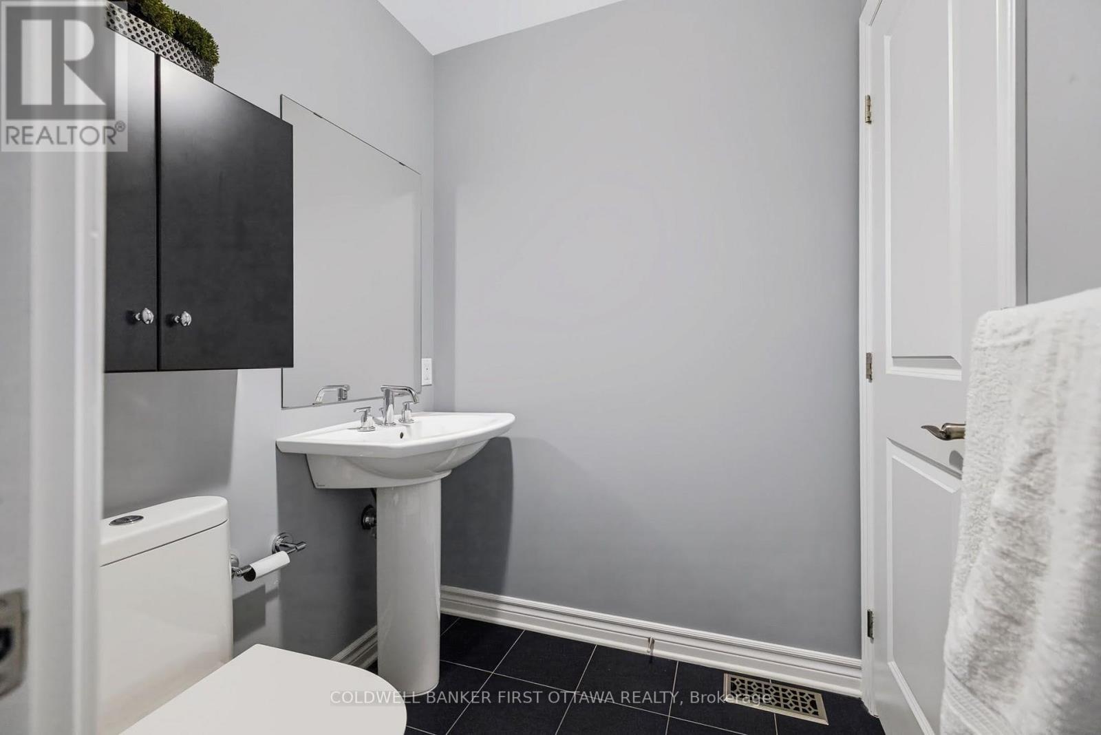 48 Bert G Argue Drive, Ottawa, ON - Indoor Photo Showing Bathroom