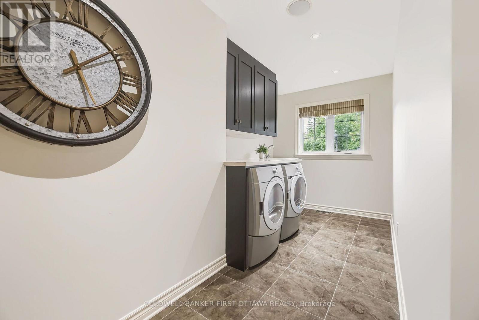 48 Bert G Argue Drive, Ottawa, ON - Indoor Photo Showing Laundry Room