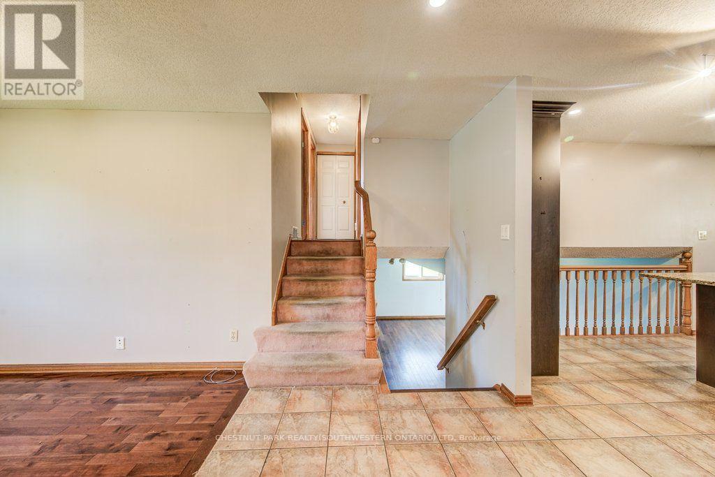 3 Cora Drive, Kitchener, ON - Indoor Photo Showing Other Room