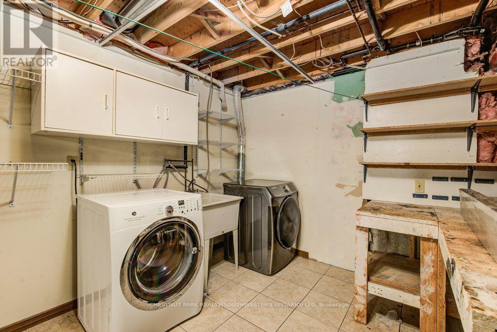 3 Cora Drive, Kitchener, ON - Indoor Photo Showing Laundry Room