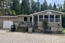 524 BALSAM CHUTES ROAD Huntsville, ON P0B 1L0
