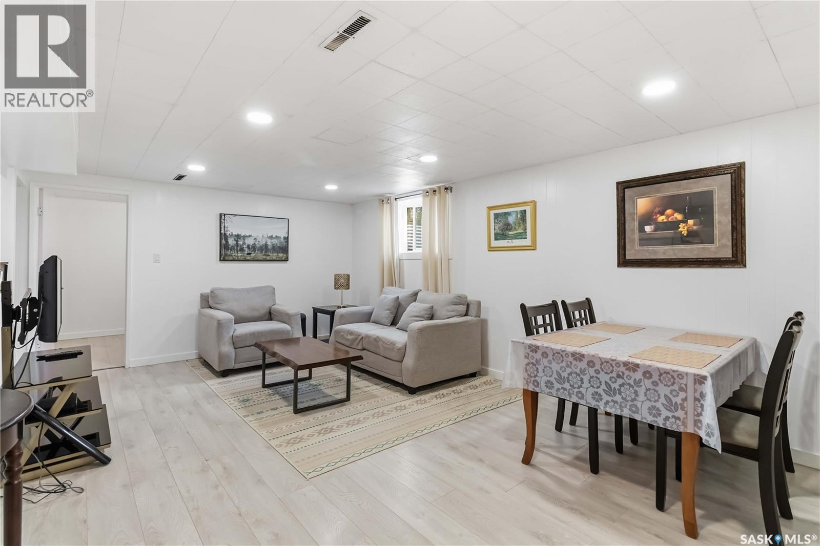 192 Salisbury Drive, Saskatoon, SK - Indoor
