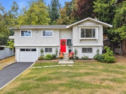 3272 Haida Dr Colwood, BC V9C 2M7