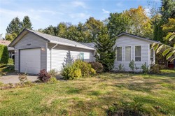 1564 Hurford Ave Courtenay, BC V9N 6X3