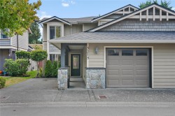 3215 Ernhill Pl Langford, BC V9C 3N8